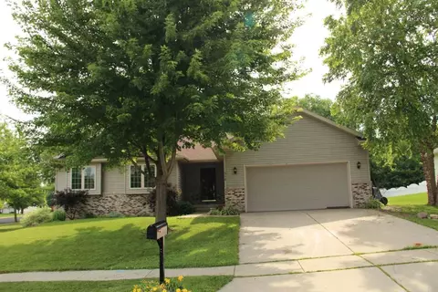 316 Springview Dr, Marshall, WI 53559 photo 1