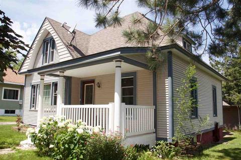 220 E Ormsby St, Oxford, WI 53952 photo 1