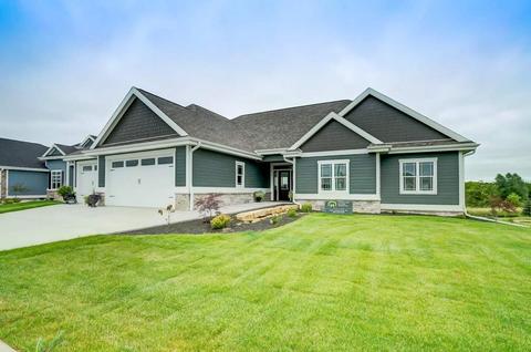 4125 Hanover Dr, Deforest, WI 53532 photo 1