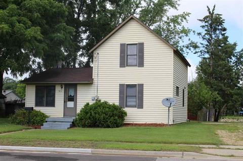 911 E State St, Mauston, WI 53948 photo 1