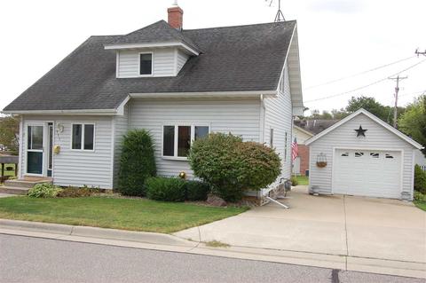 955 Cedar St, Plain, WI 53577 photo 1