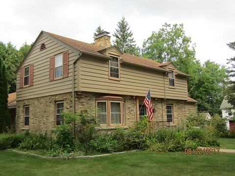 736 Watson St, Ripon, WI 54971 photo 1