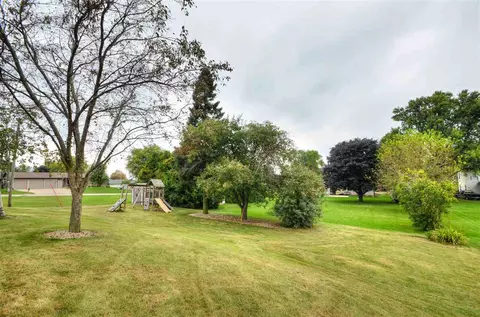 136 West St, Dane, WI 53529 photo 1