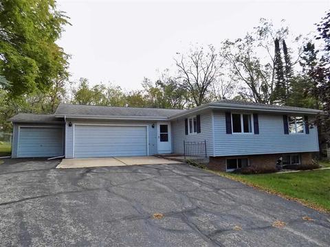 625 Emerson Ave, Ripon, WI 54971 photo 1