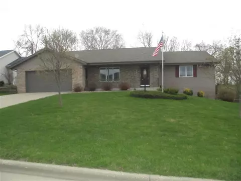 53 E Sunset Dr, Milton, WI 53563 photo 1