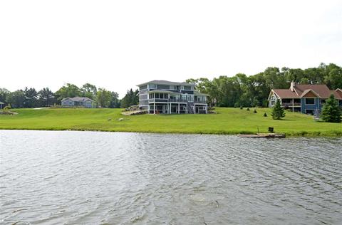 7432 Harmony Pond Rd, Dane, WI 53529 photo 1