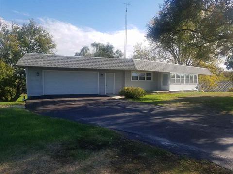 8529 S Creek Rd, Beloit, WI 53511 photo 1
