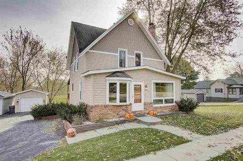 149 S Main St, Fall River, WI 53932 photo 1