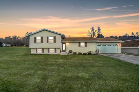 5580 Windridge Rd, Oregon, WI 53575 photo 1