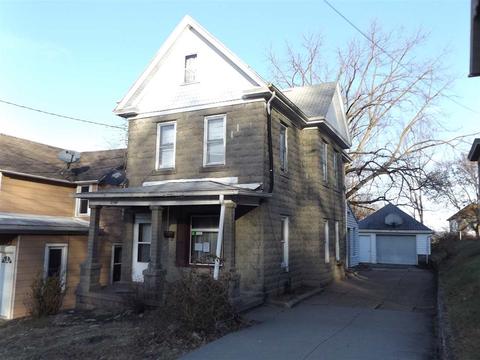 2146 N Main St, Dubuque, IA 52001 photo 1