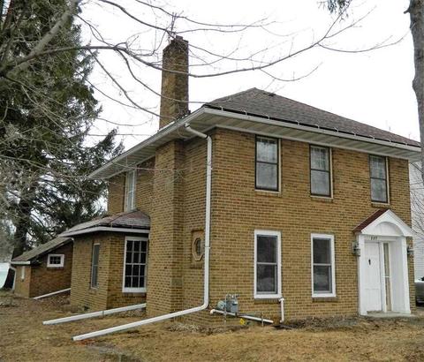227 E Jefferson St, Brandon, WI 53919 photo 1