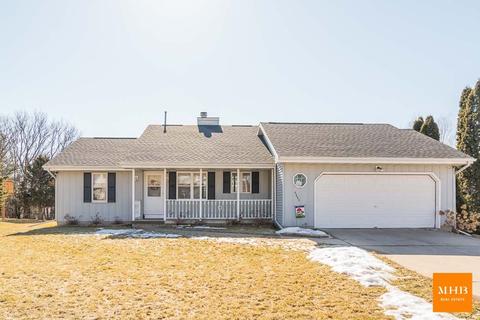 4609 Declaration Ln, Madison, WI 53704 photo 1
