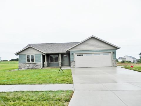 415 Nicholas St, Tomah, WI 54660 photo 1