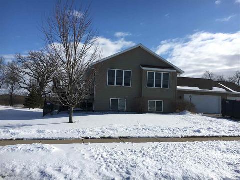 172 Deer Run Dr, Fall River, WI 53932 photo 1