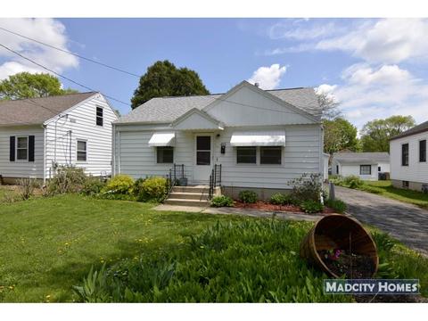413 Ring St, Madison, WI 53714 photo 1