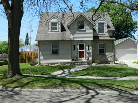 623 18th Ave, Monroe, WI 53566 photo 1