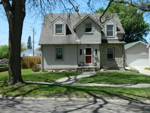 623 18th Ave, Monroe, WI 53566 photo 1