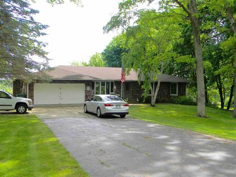 4503 W Noss Rd, Beloit, WI 53511 photo 1