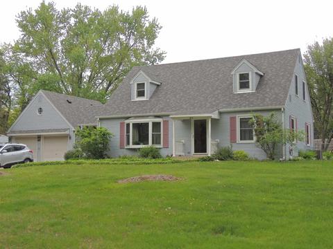 1810 Morgan Ter, Beloit, WI 53511 photo 1