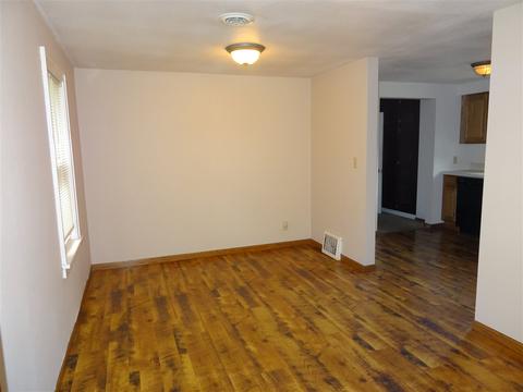 1211 Moore St, Beloit, WI 53511 photo 12