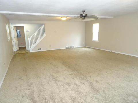1211 Moore St, Beloit, WI 53511 photo 4