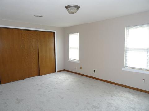 1211 Moore St, Beloit, WI 53511 photo 14