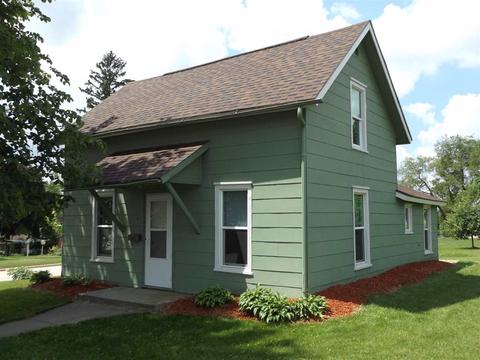 1480 Madison St, Fennimore, WI 53809 photo 1
