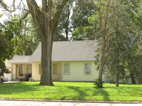 1930 Prairie Ave, Beloit, WI 53511 photo 1