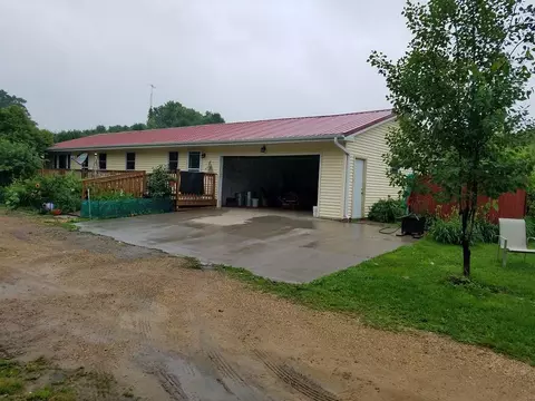4773 Dump Rd, Benton, WI 53803 photo 1