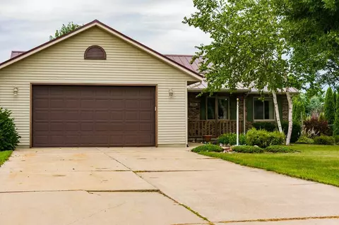 1702 E Zick Dr, Beloit, WI 53511 photo 1