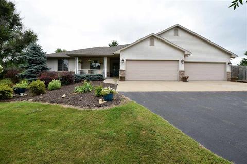 5122 E Monarch Cir, Beloit, WI 53511 photo 1