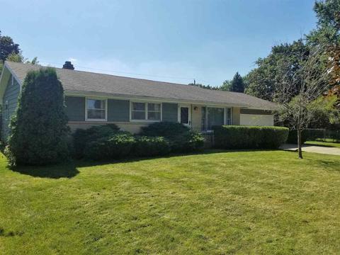 820 E Daffodil Ln, Beloit, WI 53511 photo 1