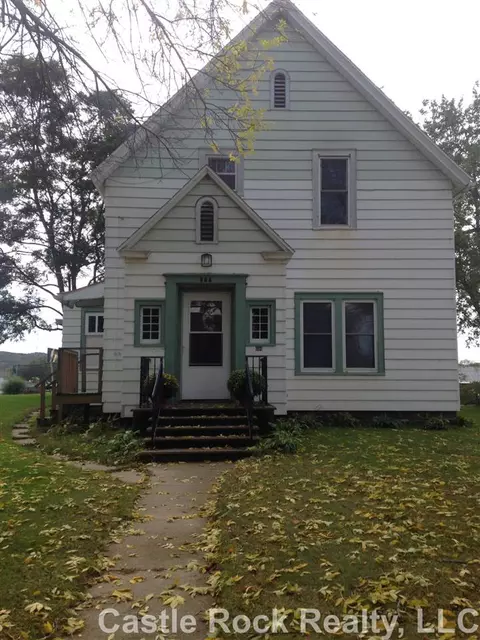 604 E State St, Mauston, WI 53948 photo 1