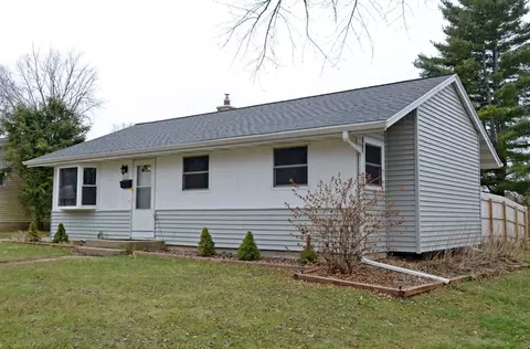 4610 Jay Dr, Madison, WI 53704 photo 1