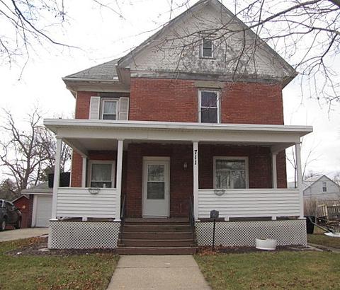 711 16th Ave, Monroe, WI 53566 photo 1