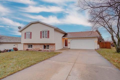 212 Mohican Pass, Deforest, WI 53532 photo 1