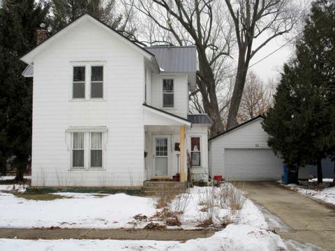 706 E 4th Ave, Brodhead, WI 53520 photo 1