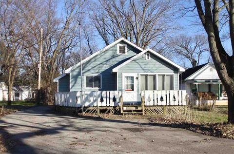 49 S Ski View Dr, Beloit, WI 53511 photo 1