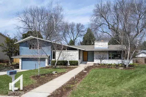 312 New Castle Way, Madison, WI 53704 photo 1