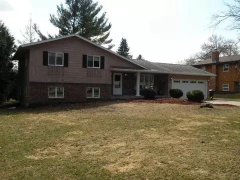 401 Murray Park Dr, Ripon, WI 54971 photo 1