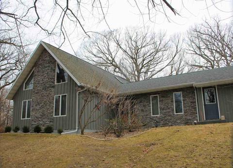 w900 Fields Road, Fall River, WI 53932 photo 1