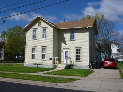 502 8th St, Beloit, WI 53511 photo 1