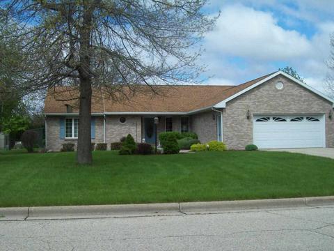 2008 Boulder Ln, Beloit, WI 53511 photo 1