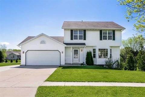 1001 Eagle Ln, Poynette, WI 53955 photo 1