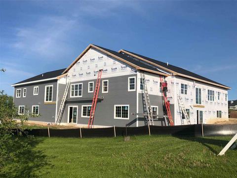 262 Eagle Dr, Oregon, WI 53575 photo 1