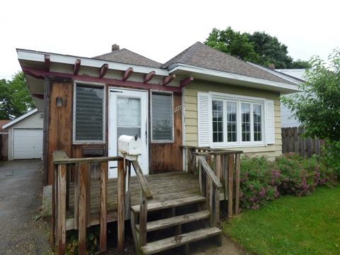 1777 Pine St, Beloit, WI 53511 photo 1