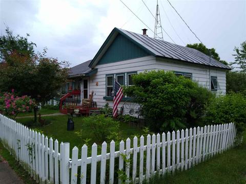 256 E Montello St, Montello, WI 53949 photo 1