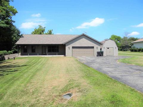 4505 E Tomahawk Ln, Janesville, WI 53546 photo 1