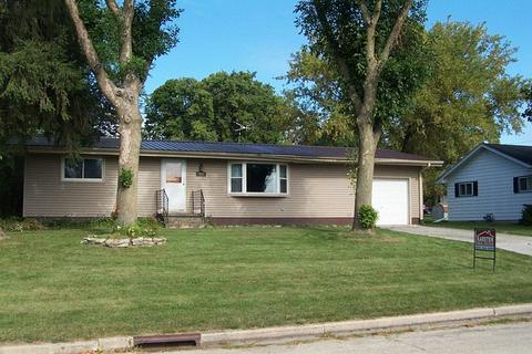206 Sharp Ave, Reeseville, WI 53579 photo 1
