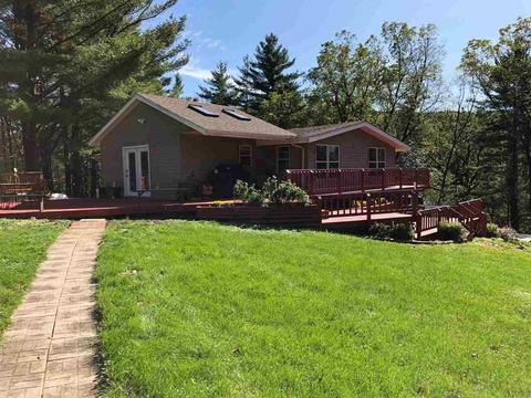 3390 Spring Valley Rd, Dodgeville, WI 53533 photo 1